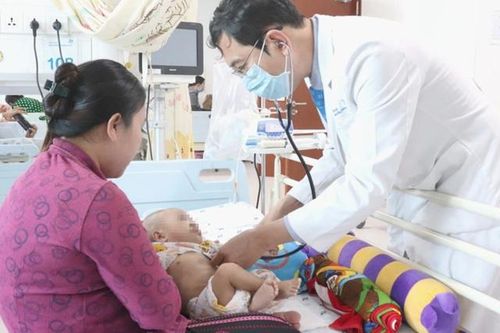 TPHCM gia tăng trẻ mắc bệnh hô hấp