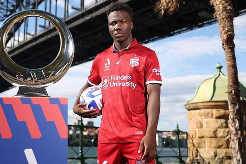Nestory Irankunda là ai để quyến rũ Bayern?