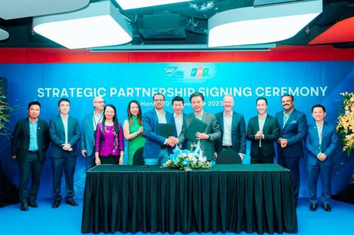 Công ty công nghệ Việt Nam đầu tiên là đối tác chiến lược cấp khu vực của SAP