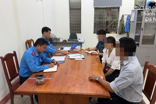 Phạt tiền, tước bằng lái tài xế bị tố 'chặt chém' du khách Thái Lan