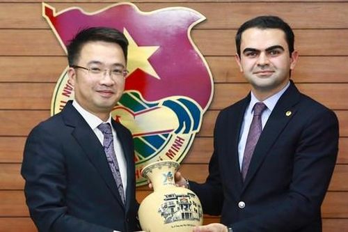 Bí thư Trung ương Đoàn tiếp đoàn đại biểu Đảng Azerbaijan Mới