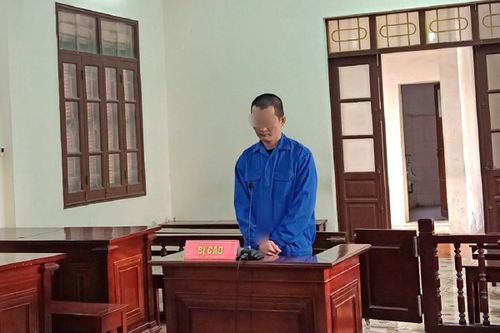 Giả vờ mua xe rồi lấy đem đi bán