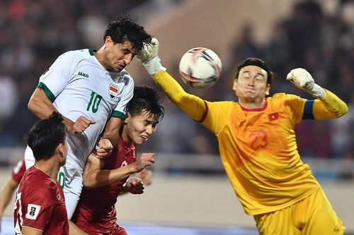 HLV Troussier: 'Chất lượng mặt sân thi đấu Mỹ Đình có vấn đề'