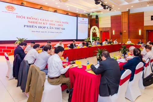 Nghệ An có 32 nhà giáo được công nhận giáo sư, phó giáo sư năm 2023