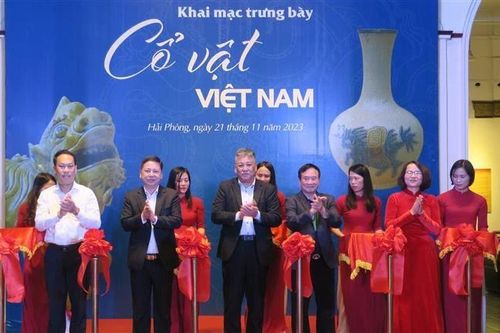 Hải Phòng: Khai trương trưng bày hơn 200 cổ vật Việt Nam quý hiếm