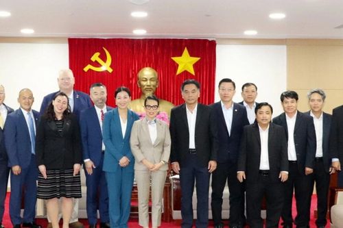 Tạo điều kiện thuận lợi để doanh nghiệp Hoa Kỳ đầu tư vào Bình Dương