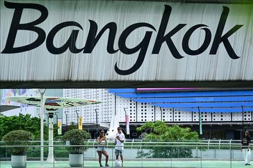 Nền kinh tế Thái Lan chậm lại, báo hiệu rủi ro với đồng baht