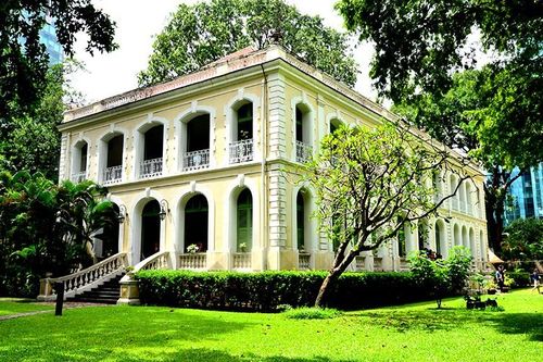 TPHCM: Hội chợ từ thiện Giáng sinh lần đầu được tổ chức tại dinh thự Pháp