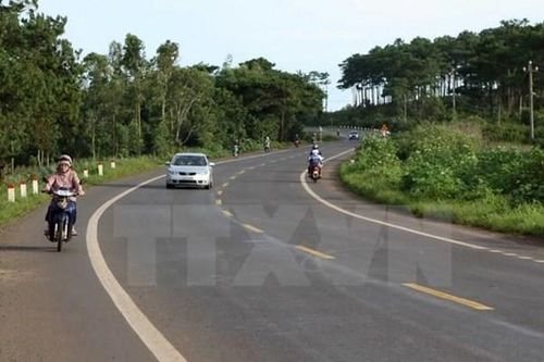 Đầu tư xây dựng quốc lộ 15D, tỉnh Quảng Trị