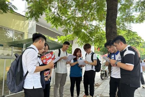 Có nên đưa dạy thêm, học thêm là ngành nghề kinh doanh có điều kiện?