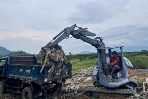 UBND xã Suối Tiên yêu cầu Công ty Cổ phần Thủy sản Bạc Liêu khắc phục vi phạm đổ chất thải nhựa ra môi trường