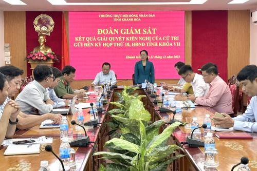 Đoàn giám sát của Thường trực HĐND tỉnh: Làm việc với UBND tỉnh về kết quả giải quyết kiến nghị của cử tri