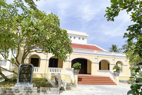Quan tâm tu bổ, quảng bá di tích