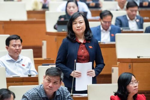 Đại biểu Quốc hội đề nghị bỏ giấy chuyển viện: Bộ trưởng Bộ Y tế nói gì?