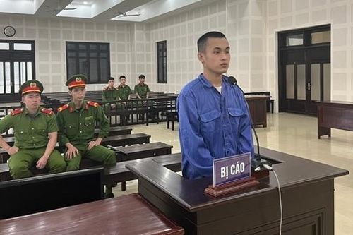 Trả giá hơn 10 năm tù sau cú nẹt pô
