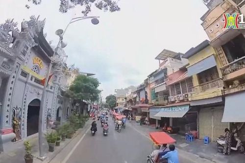 Làng trong phố