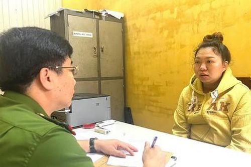 Cặp tình nhân lừa đảo hàng trăm triệu đồng bằng thủ đoạn xem bói, giải hạn