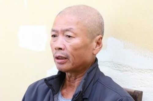 Đốt xe máy sau mâu thuẫn với vợ, còn dùng dao chém Công an xã