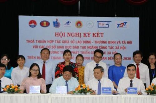 Thành phố Hồ Chí Minh: Ký kết hợp tác phát triển công tác xã hội đến năm 2030