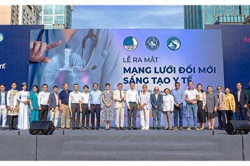 Bước tiến trong đổi mới chăm sóc sức khỏe và chuyển đổi kỹ thuật số trong tương lai