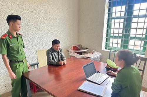 Mua trái phép gần 150 kg pháo nổ vừa về đến nhà thì bị bắt giữ