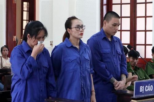 Người mẹ 4 con đưa cô ruột vào đường dây ma túy do mình cầm đầu