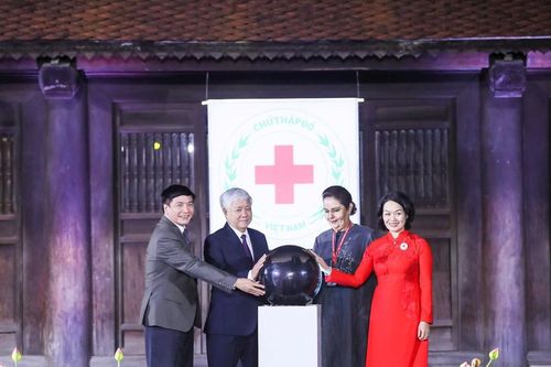 Hội Chữ thập đỏ Việt Nam phát động phong trào 'Tết Nhân ái' 2024