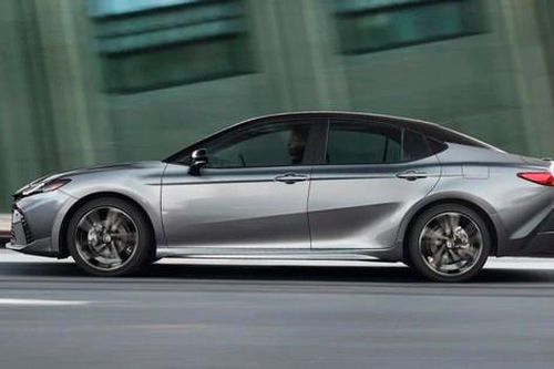 Những nét mới trên Toyota Camry 2025