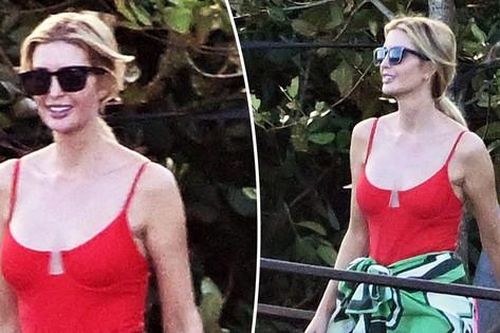 Ivanka Trump diện đồ bơi gợi cảm