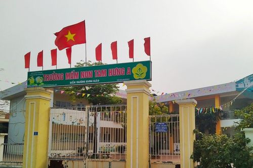 Phụ huynh Hà Nội tố trường bớt giờ chính khóa để dạy chương trình ngoại khóa