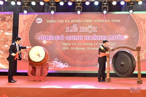 Khai mạc lễ hội đền Cả - Dinh đô Quan Hoàng Mười
