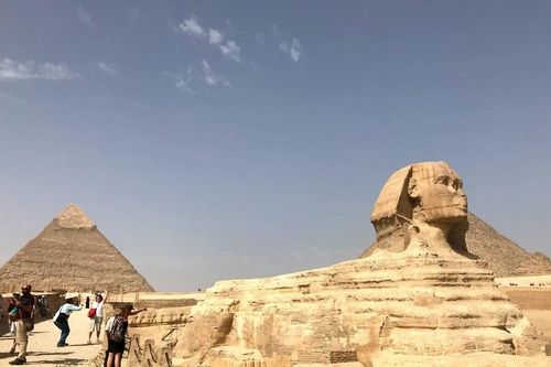 Những bí ẩn về tượng Nhân sư vĩ đại cạnh Kim tự tháp Giza của Ai Cập