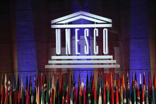 Tiếng Indonesia được công nhận là một trong những ngôn ngữ chính thức của UNESCO