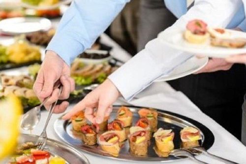 Mẹo ăn buffet '3 trước 4 sau' ai cũng nên biết để tránh 'thiệt thòi'