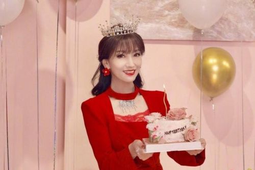 'Quan Âm đẹp nhất màn ảnh' bước qua tuổi 70, trẻ đẹp như tiên nhờ hạn chế dùng 'vàng trắng'