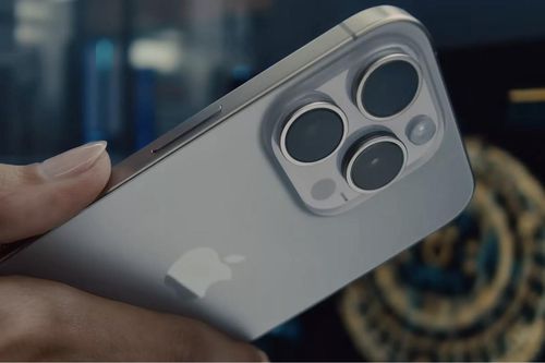 Nên mua iPhone 15 hay đợi Samsung Galaxy S24?