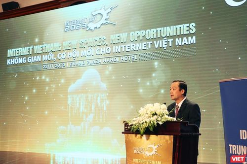 Thứ trưởng Phạm Đức Long: Tỷ lệ người dùng Internet Việt Nam mua sắm trực tuyến cao hơn mức toàn cầu