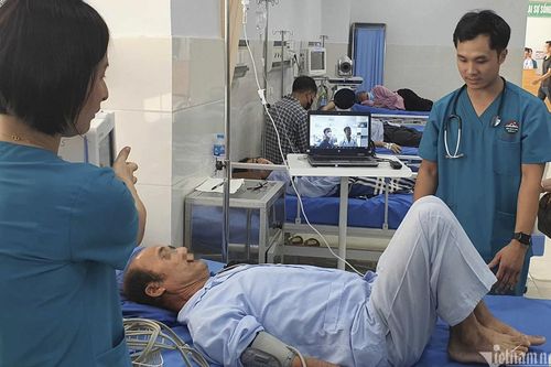 Một bệnh nhân đột quỵ ở Ba Vì đã được cứu sống nhờ mô hình 'Bệnh viện chị - em'