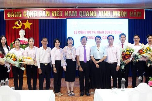 Công ty TNHH MTV Xổ số kiến thiết An Giang trao quyết định bổ nhiệm, điều động cán bộ