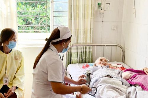 Gỡ khó về tài chính cho bệnh viện công - Kỳ cuối: Cần giải pháp căn cơ
