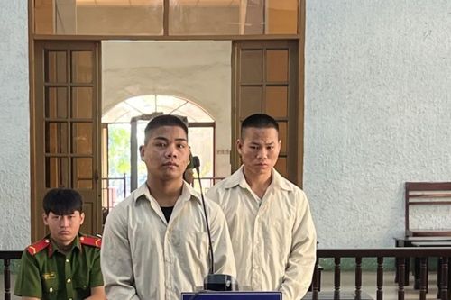 Con trai rủ bạn đánh người tình của mẹ tử vong