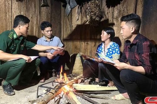 Xây dựng thế trận lòng dân trong bảo vệ chủ quyền an ninh biên giới