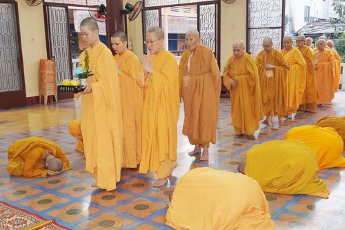 Tấn đàn truyền giới Tỳ-kheo-ni tại giới trường tịnh xá Ngọc Phương thuộc Đại giới đàn Bửu Huệ
