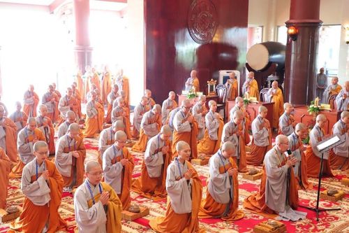 Đại giới đàn Bửu Huệ: Hội đồng Thập sư Ni tấn đàn truyền giới cho giới tử Tỳ-kheo-ni