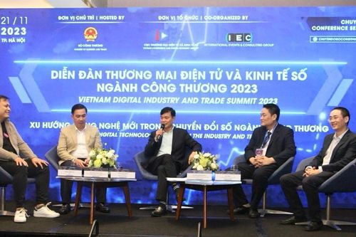 Thương mại điện tử bùng nổ, hơn nửa dân số Việt Nam mua sắm online