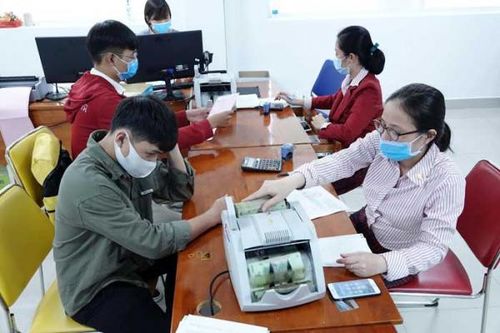 Dừng cho vay ưu đãi học sinh, sinh viên mua máy tính học trực tuyến