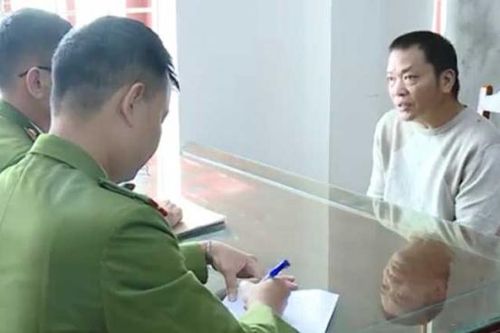 Bắt đối tượng bảo kê thu mua gỗ keo
