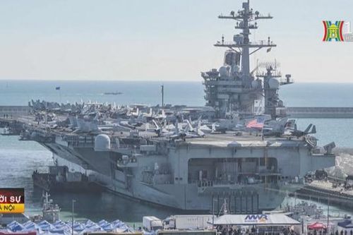 Tàu sân bay USS Carl Vinson của Mỹ cập cảng Hàn Quốc