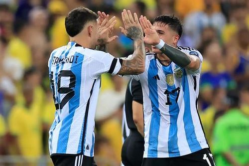 Otamendi khiến sân Maracana im lặng khi 'đè bẹp' đội tuyển Brazil