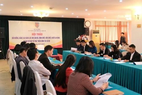 Bồi dưỡng, nâng cao năng lực cho cán bộ Tư pháp về phát triển công tác xã hội